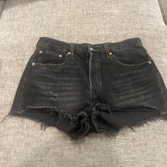Levi's 501 Big E Premium Cutoff Jean Shorts 32 - Picture 1 of 7
